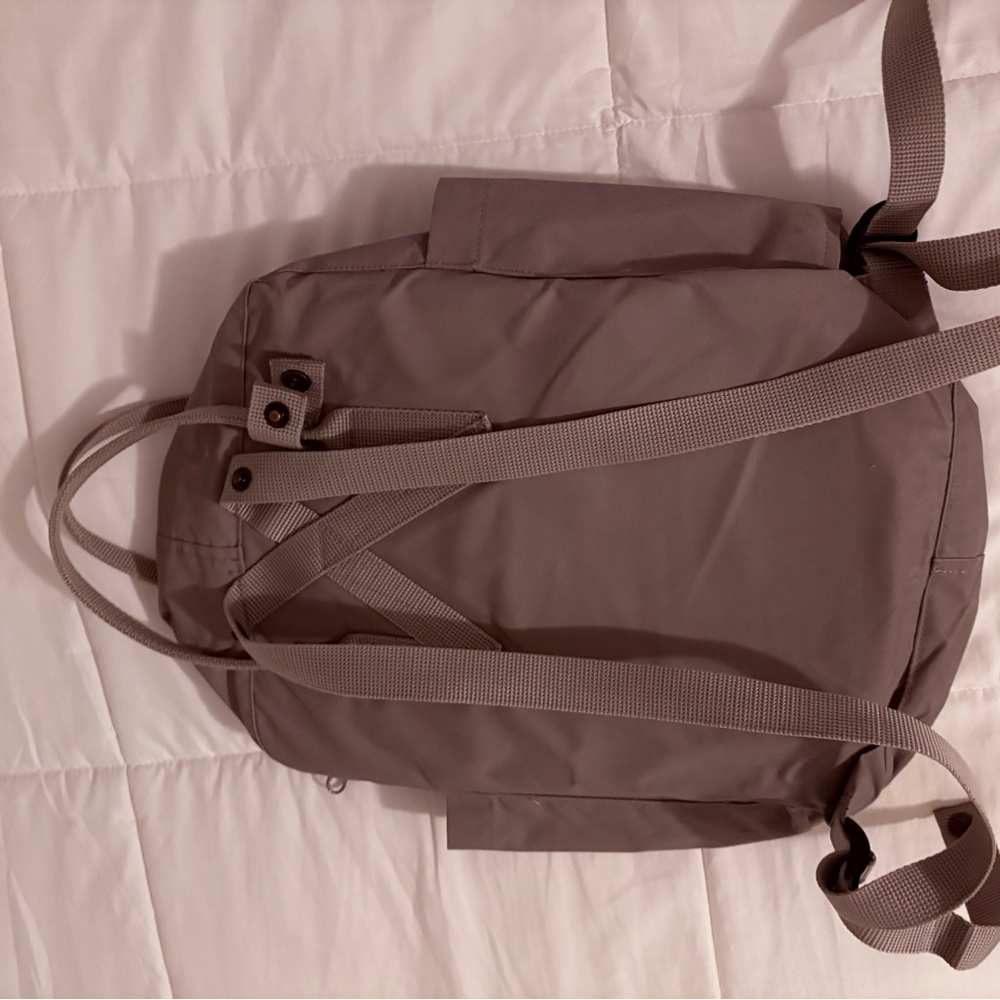 Kånken Gray Backpack - Picture 3 of 3